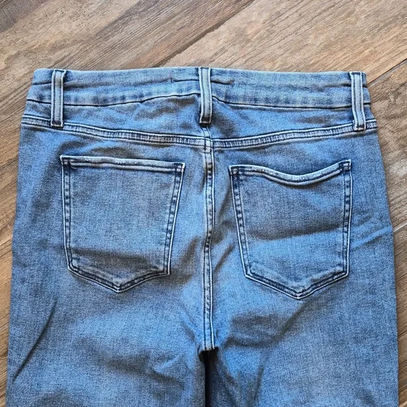 Joe's High Rise Medium Blue Wash Honey Curvy Skinny Crop Distressed Jeans, 30 - Picture 9 of 9